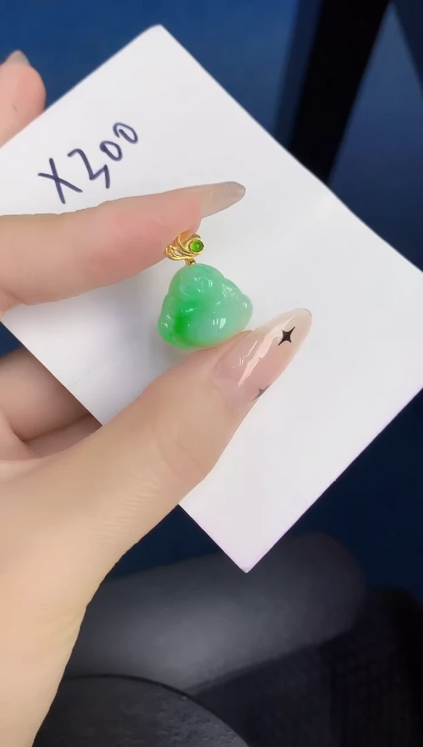 颈饰未镶嵌翡翠缅甸天然翡翠A货