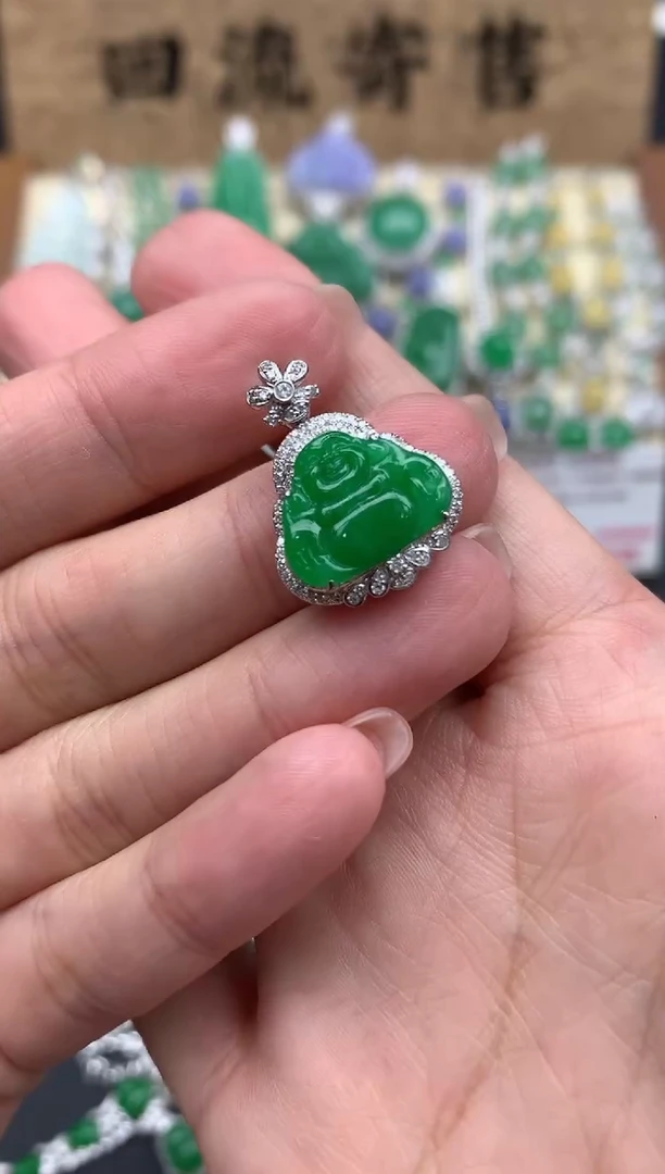 【闪购商品】翡翠颈饰18K金镶嵌333-中国好珍宝