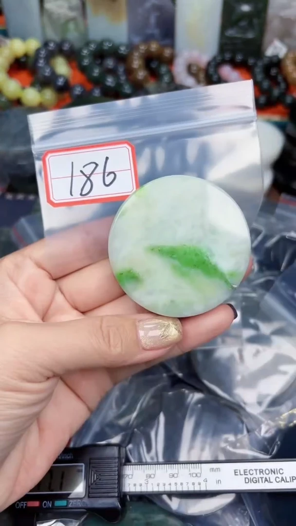 颈饰未镶嵌和田玉和田玉