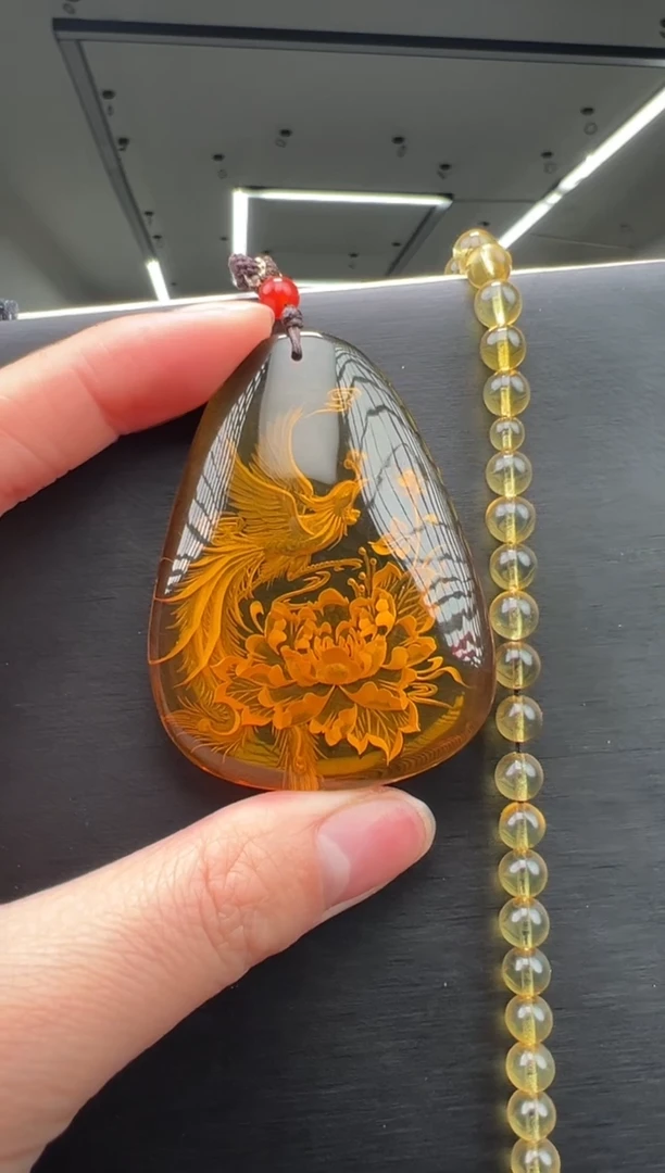 琥珀颈饰未镶嵌吊坠