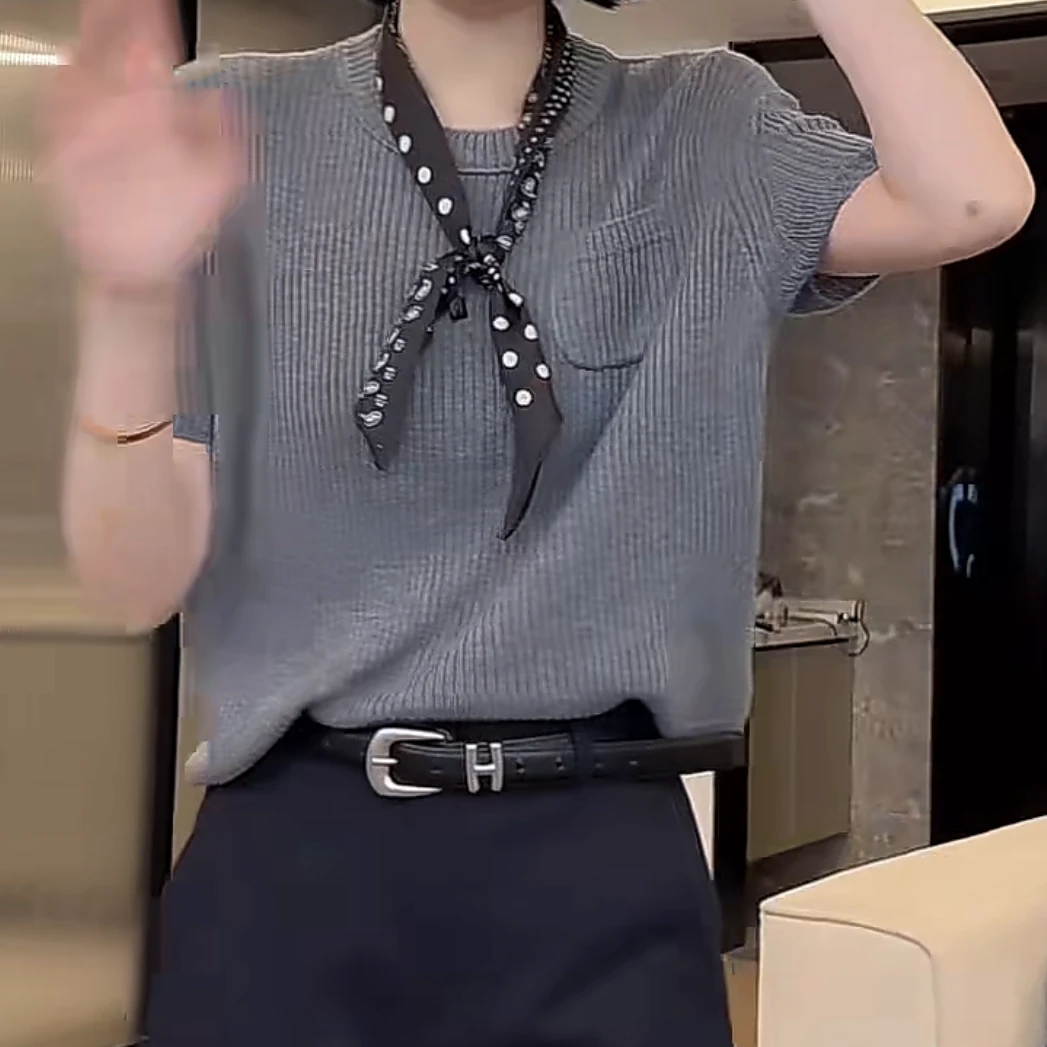 设计感圆领时尚简约针织短袖2025夏季新款职业通勤气质百搭上衣