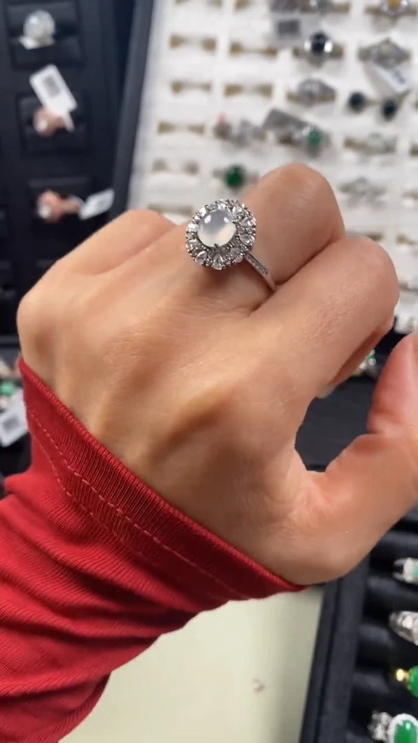 【闪购商品】翡翠戒指银S925镶嵌8847