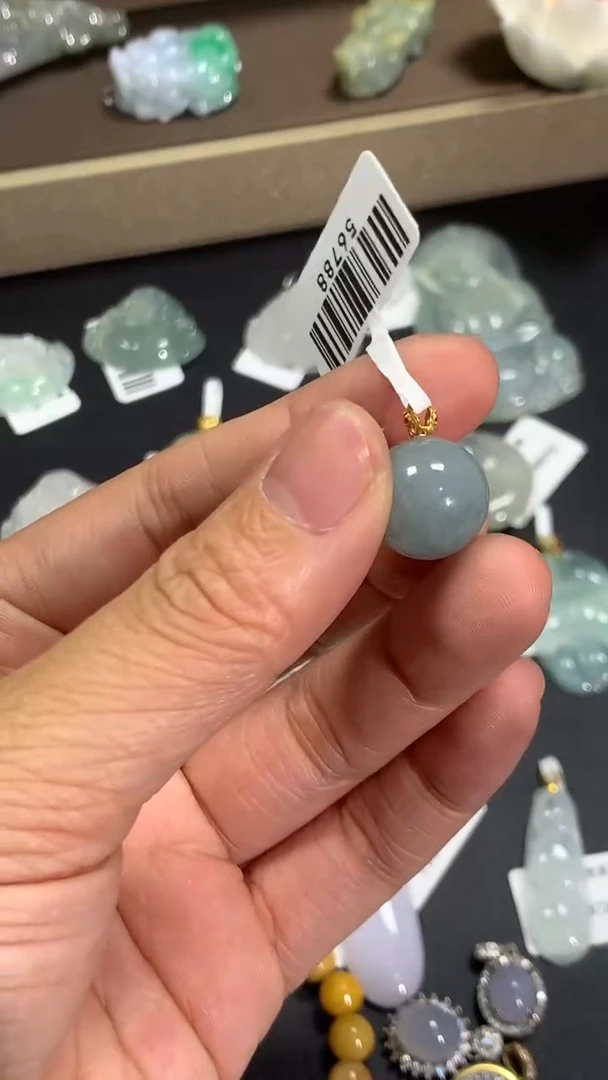 颈饰未镶嵌翡翠11