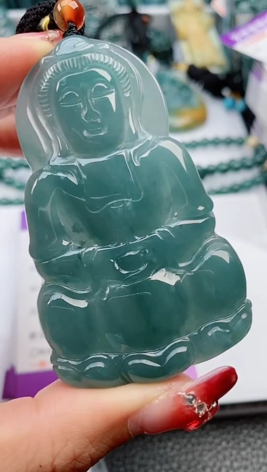 【闪购商品】翡翠颈饰未镶嵌            