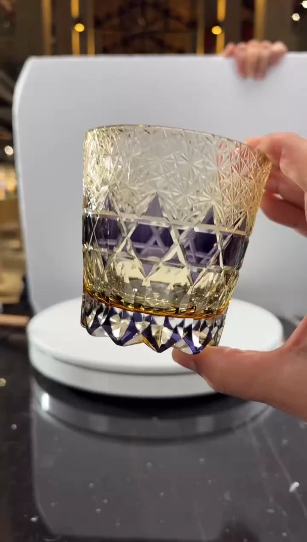 摆件紫萤石刻花杯