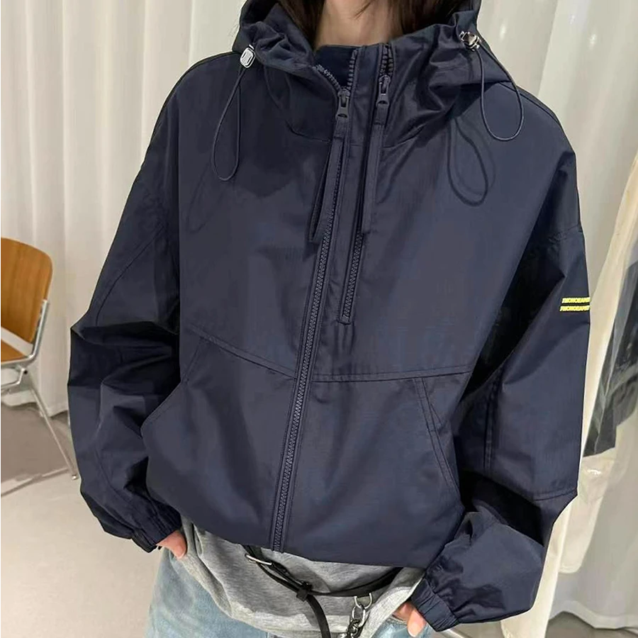 欧货高端气质连帽双拉链字母冲锋衣女2025春新款百搭显瘦时尚外套