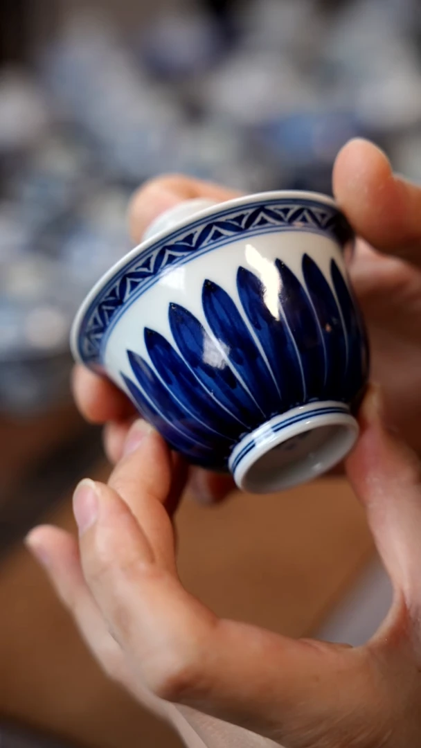 【闪购商品】菊瓣盖碗11111111111