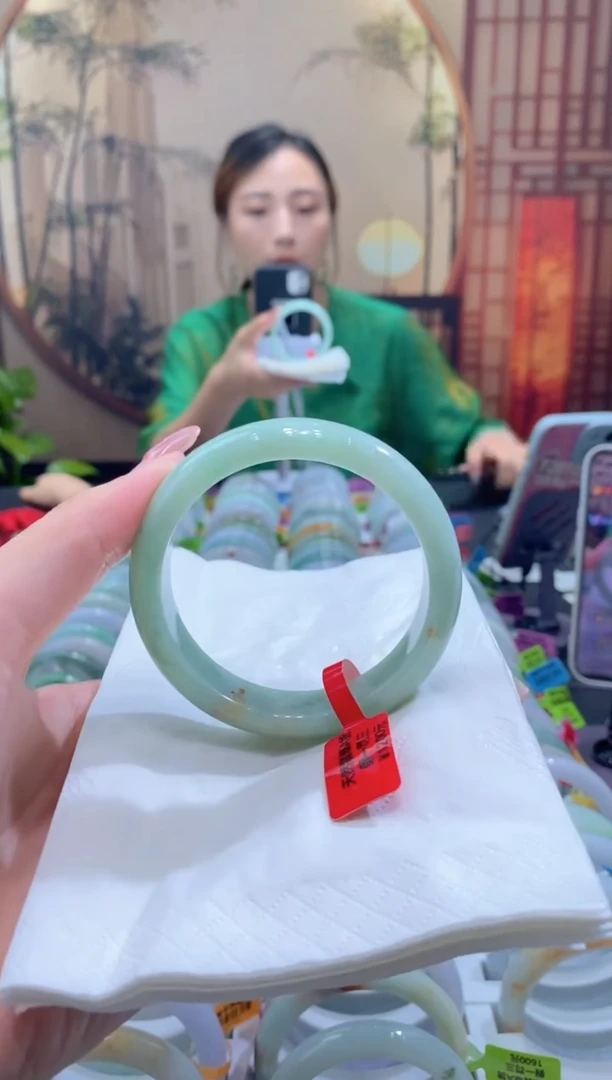 未镶嵌手镯翡翠000051723