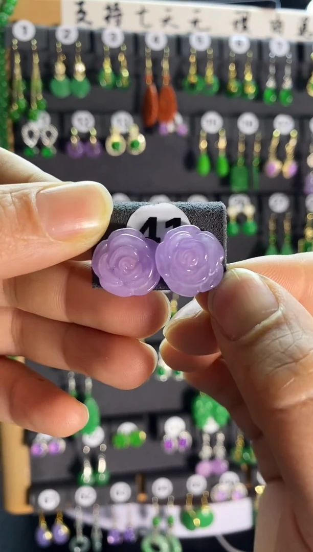 【闪购商品】翡翠耳饰银S925镶嵌41....