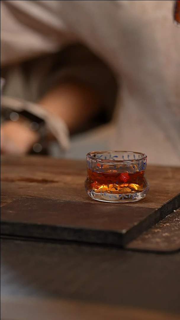 见珊专属物肆缠枝连主人杯