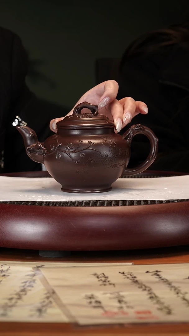 【闪购商品】紫砂茶壶2-99ZCP梅报春老紫泥390cc