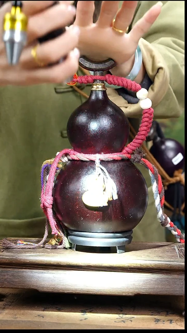 YC075精品藏绳款天然酒葫芦（一物一拍）