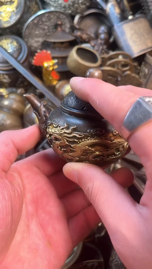 精美铜器点击下单