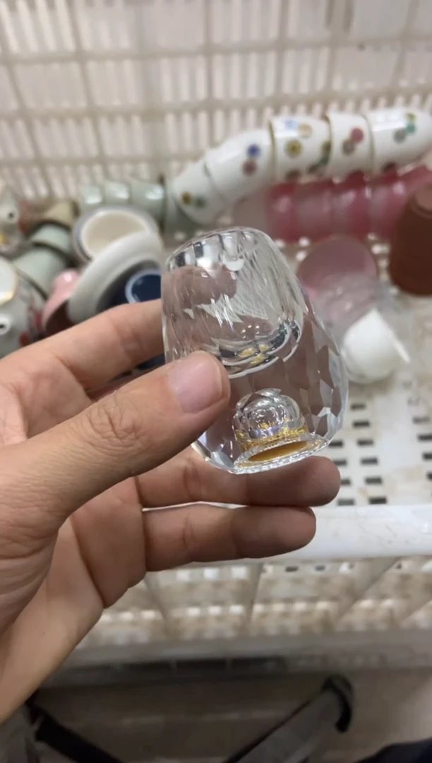 杯子瓷无运费险有瑕疵的摄影的产品有使用过的痕迹有点脏介意勿拍