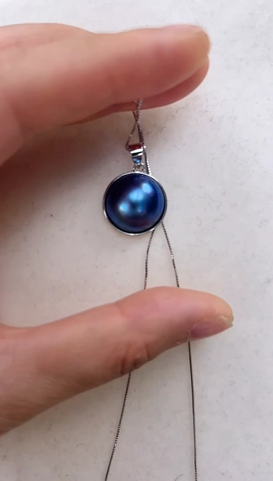 【闪购商品】拼合珍珠（马贝珠）颈饰银S925镶嵌蓝色光板吊坠