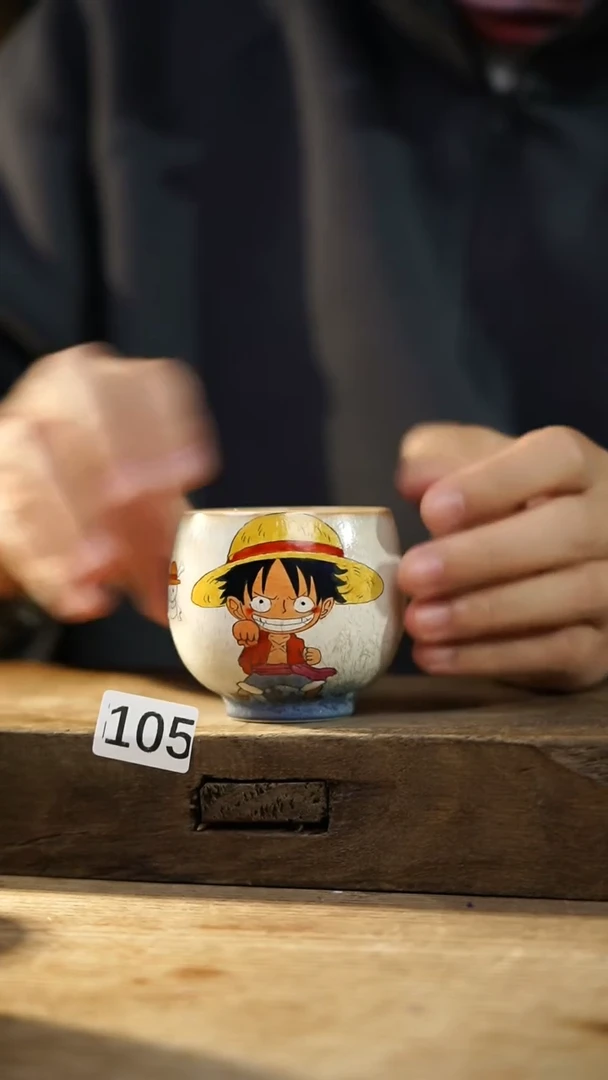 瓷片设计师手作！！！落单设计师系列！！！！手握杯