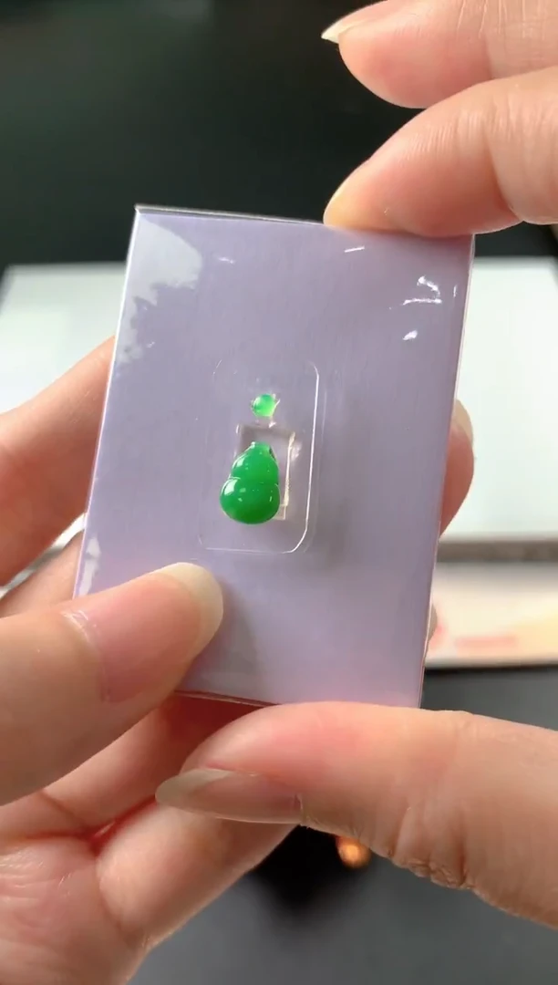 未镶嵌定制翡翠裸玉（客户意向镶嵌）多样性发一