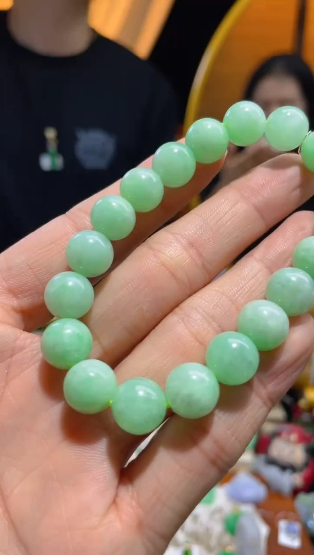 【闪购商品】翡翠颈饰未镶嵌假一赔三