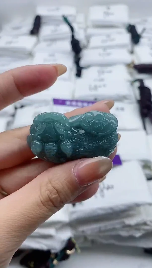 颈饰未镶嵌翡翠8