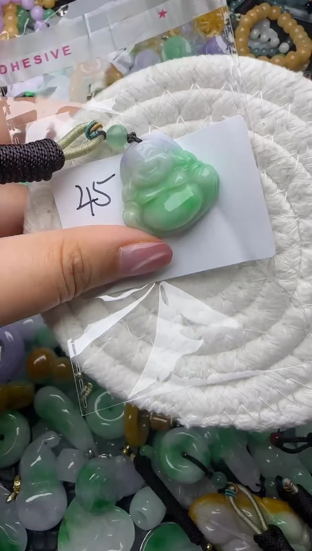 颈饰未镶嵌翡翠缅甸翡翠吊坠