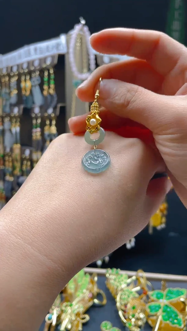 【闪购商品】翡翠耳饰合金055翡翠饰品一个