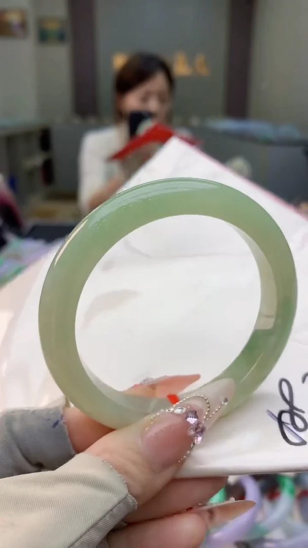 未镶嵌手镯翡翠0517712596