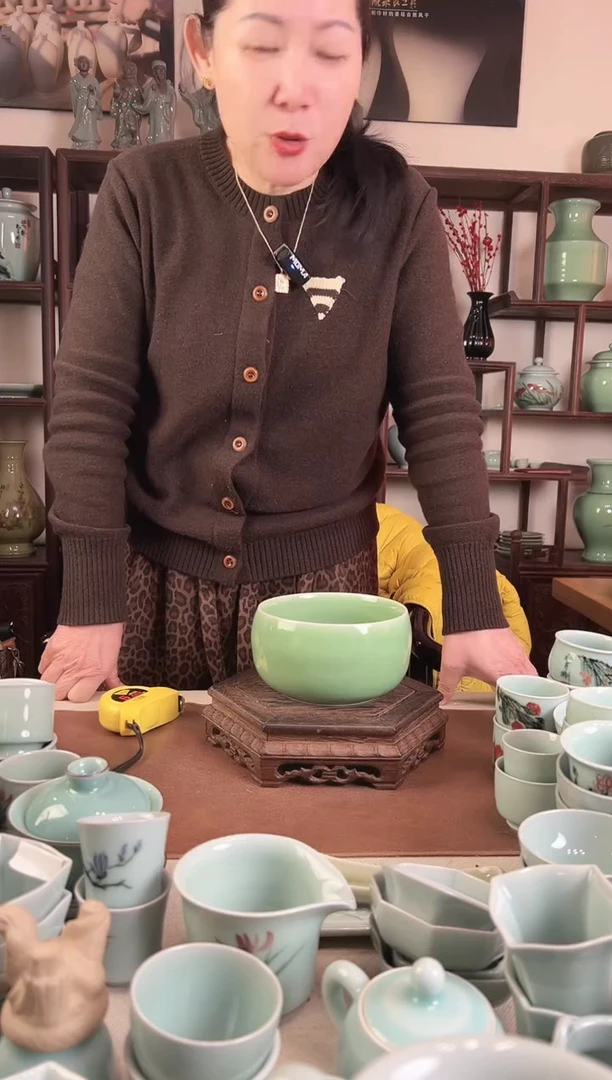 龙泉青瓷 梅青 钵