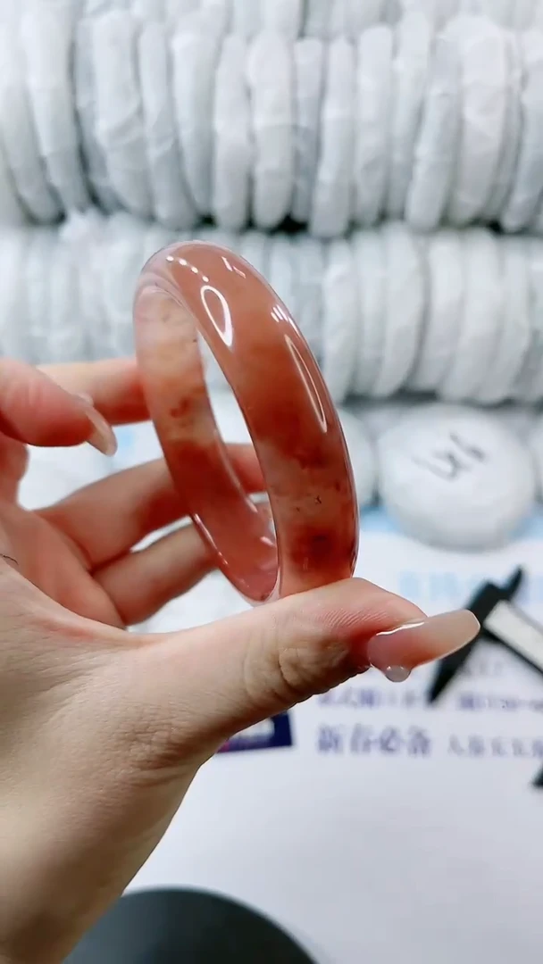 【闪购商品】石英质玉手镯未镶嵌0984780103-多样性发货