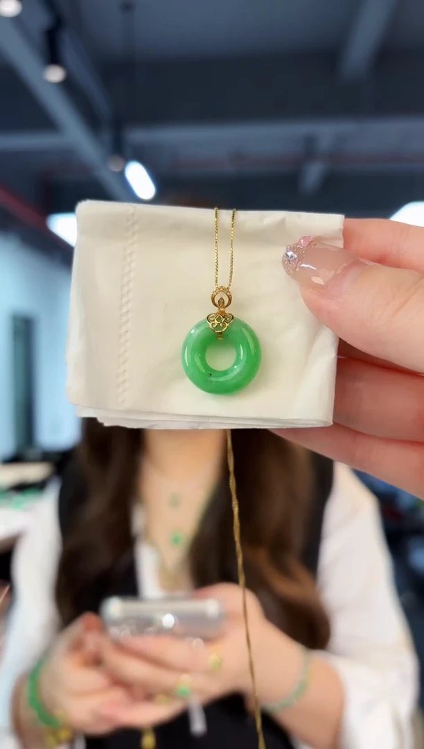 【闪购商品】翡翠吊坠(不含链)18K金镶嵌缅料A货/支持复检/一件