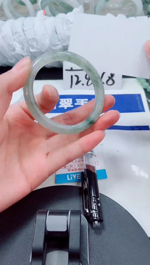 未镶嵌手镯石英质玉174-54/55