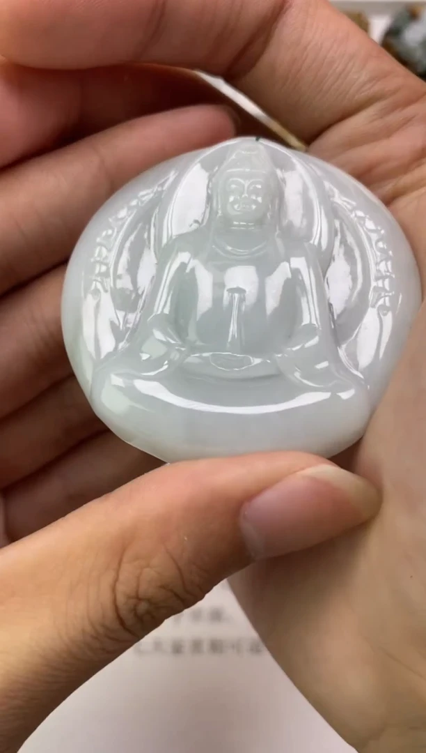 翡翠未镶嵌颈饰天*天然翡翠