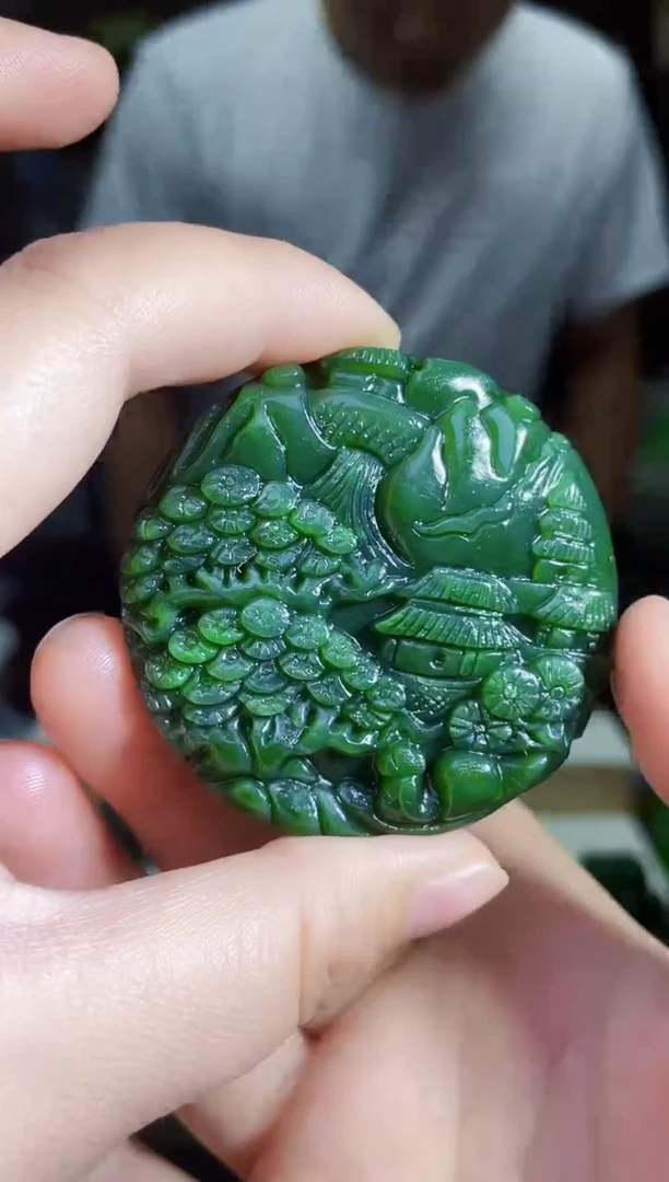 和田玉未镶嵌颈饰1