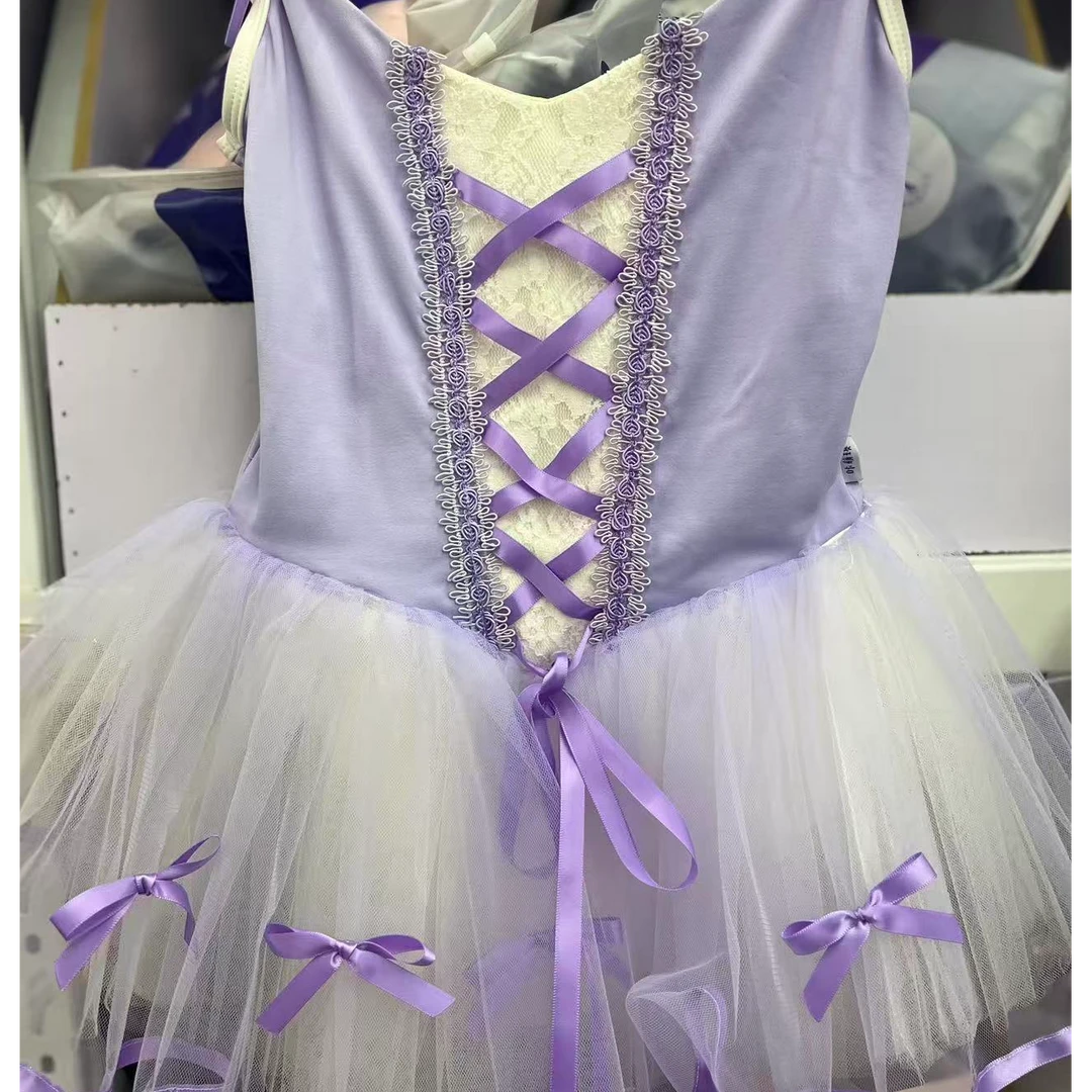 010连衣裙辣妹风裙子礼服学院风表演服白色可爱风