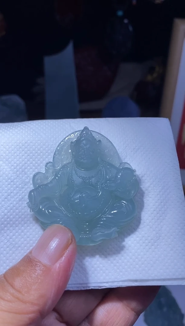 未镶嵌定制翡翠天***上翡翠