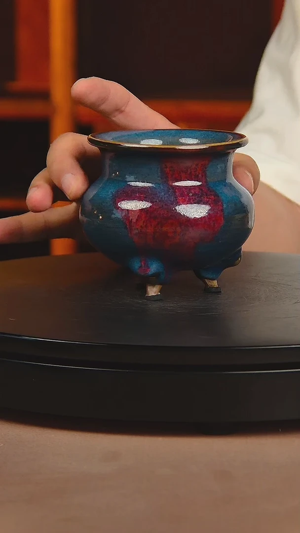 瓷片宋代五大官窑钧瓷作品宋钧点斑香炉