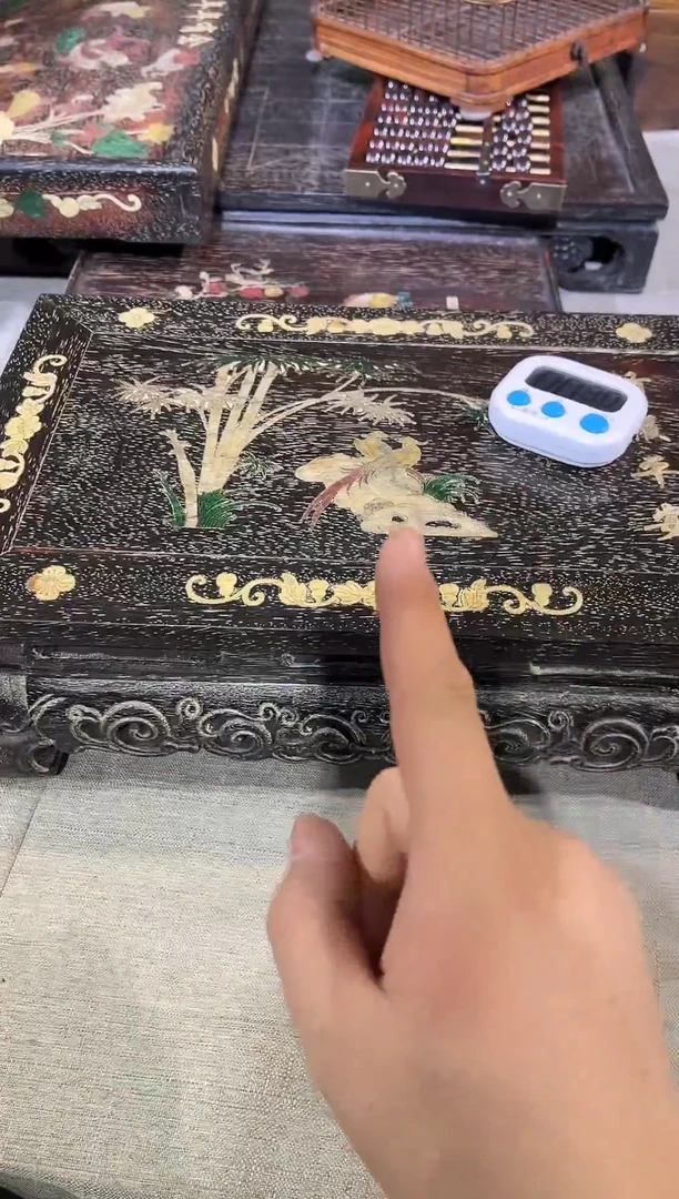 檀香紫檀（小叶紫檀）钱*皓紫檀镶嵌竹子鸟炕桌