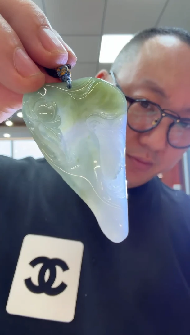 未镶嵌挂件翡翠A货翡翠孤品国雕谢林工