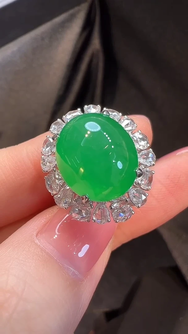 18K金镶嵌戒指翡翠L6