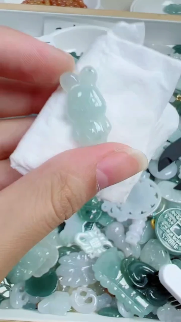 散珠翡翠93号链接，A货翡翠