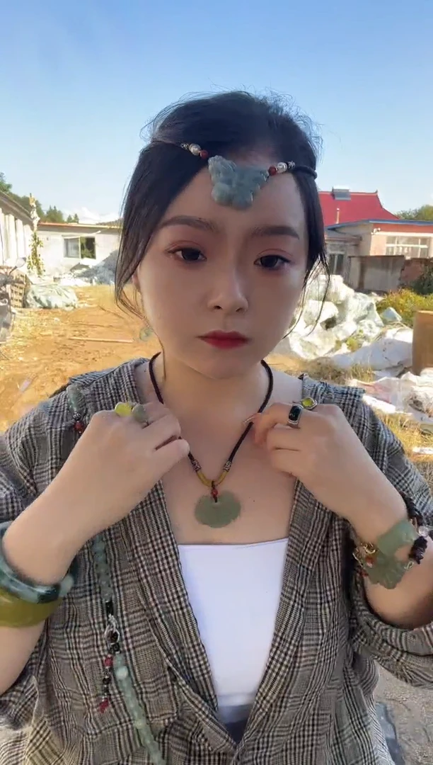 未镶嵌蛇纹石玉大锁多样性随机发一