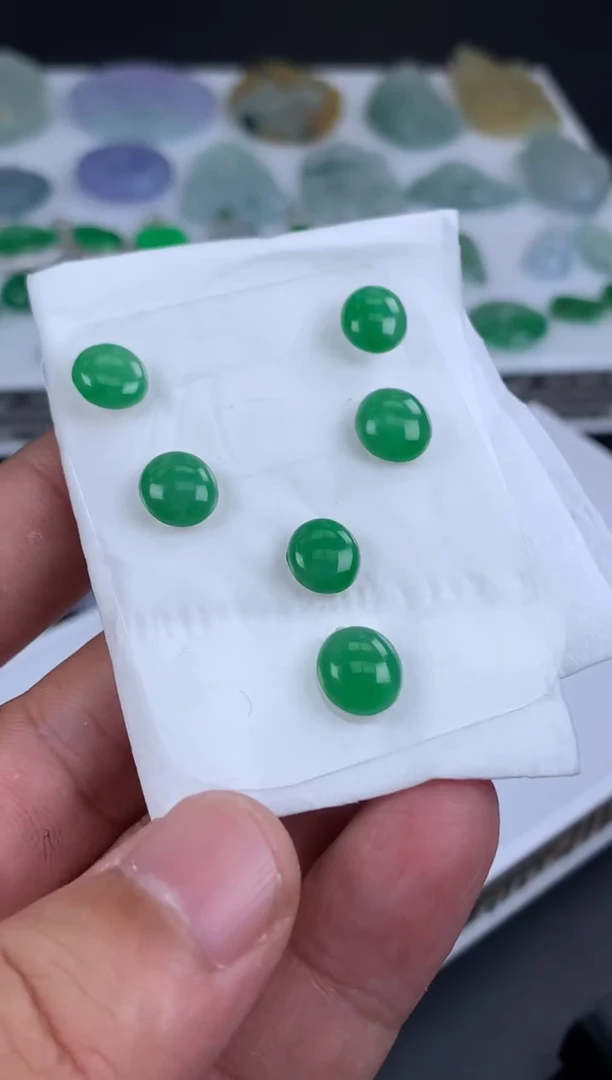 【闪购商品】定制翡翠未镶嵌翡翠