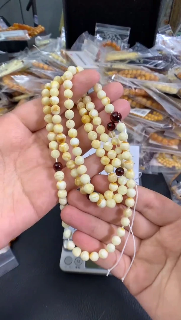 蜜蜡未镶嵌珠宝奇石1