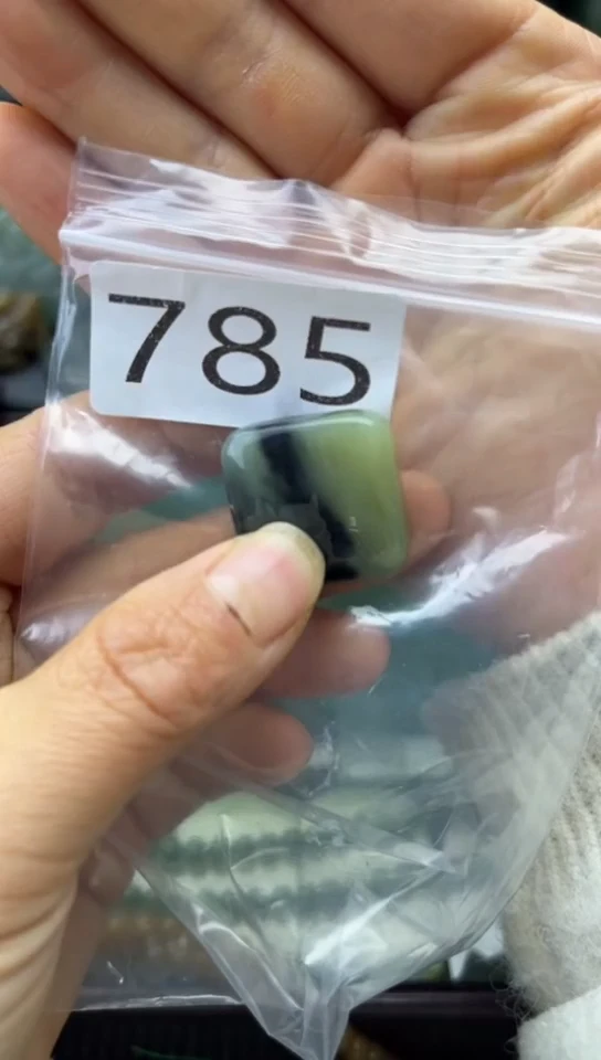 未镶嵌和田玉珠宝半成品牌子