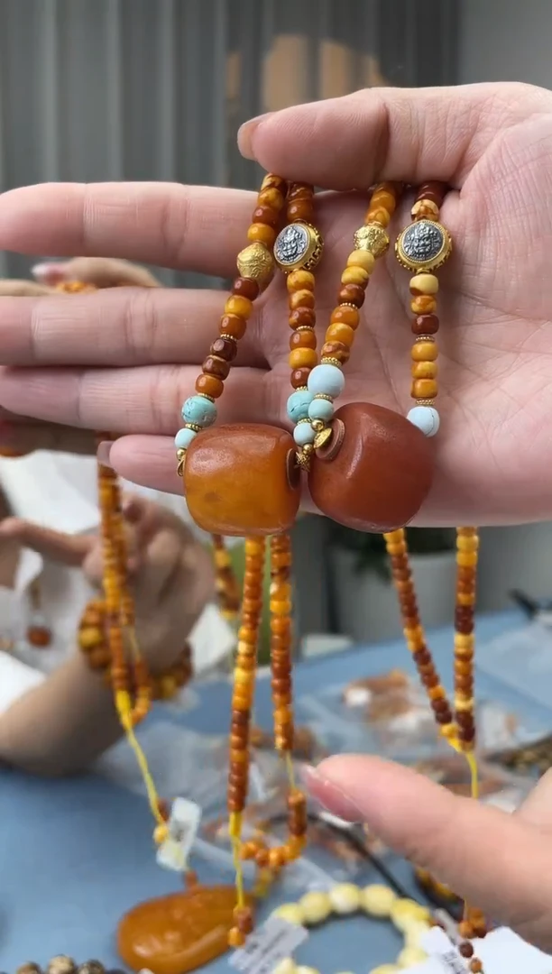 【闪购商品】蜜蜡珠宝奇石未镶嵌假一罚十，多样性发一件017.