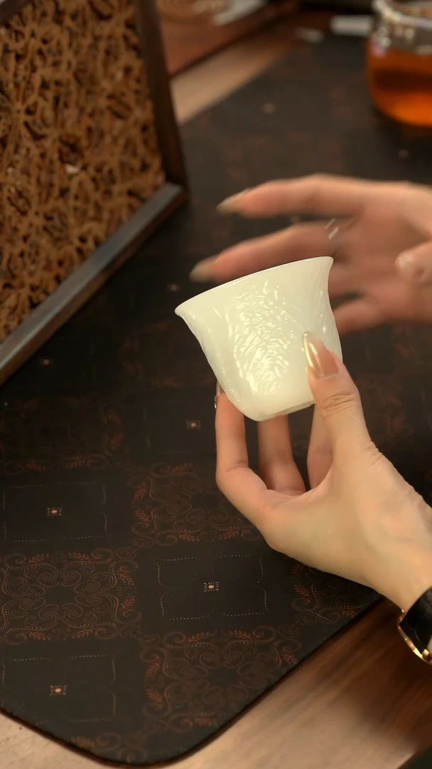 11留器茶斋高货瓷器@@LQ6032