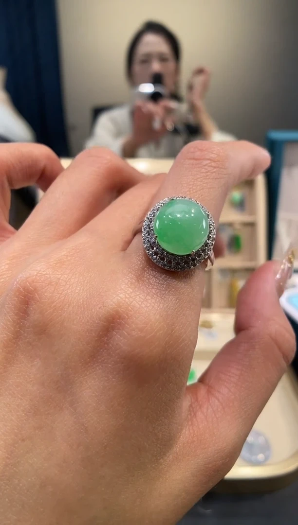 【闪购商品】翡翠颈饰银S925镶嵌蛋面