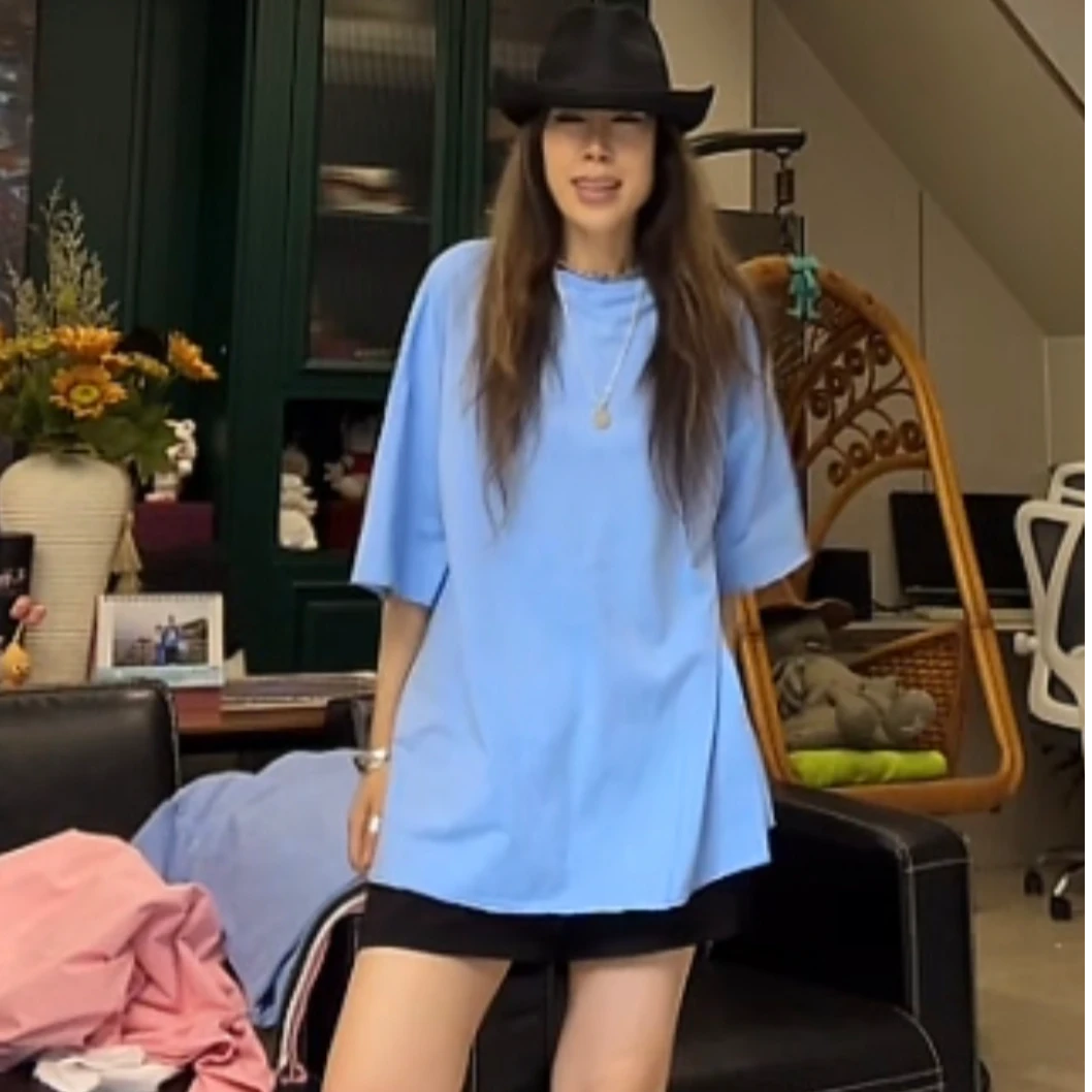 02619218圆领短袖T恤 时尚简约个性百搭休闲舒适宽松减龄女士