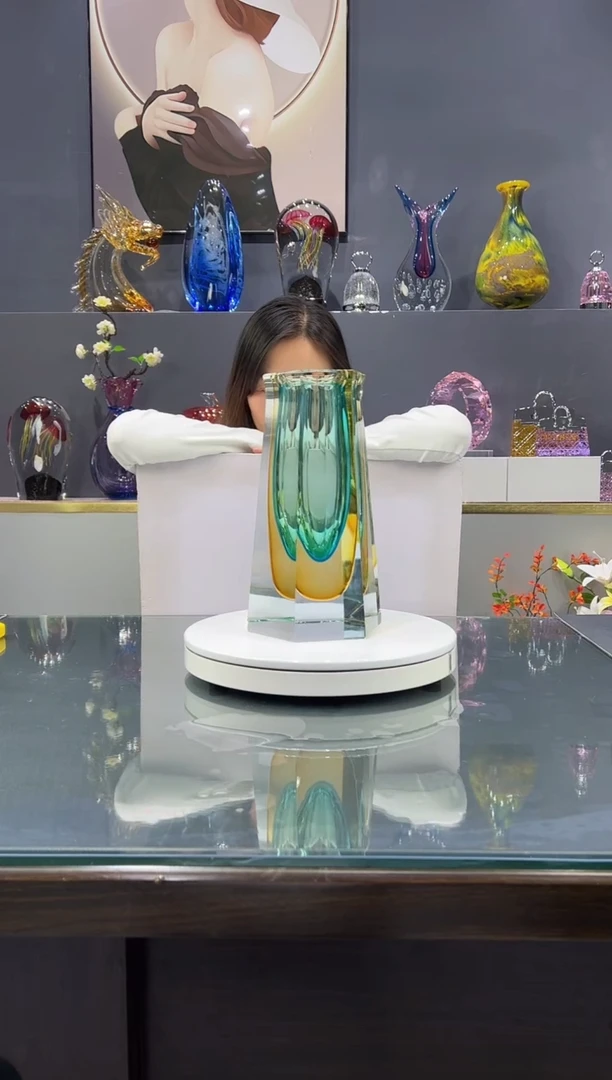 手工艺品琉璃 水晶琉璃花瓶1个