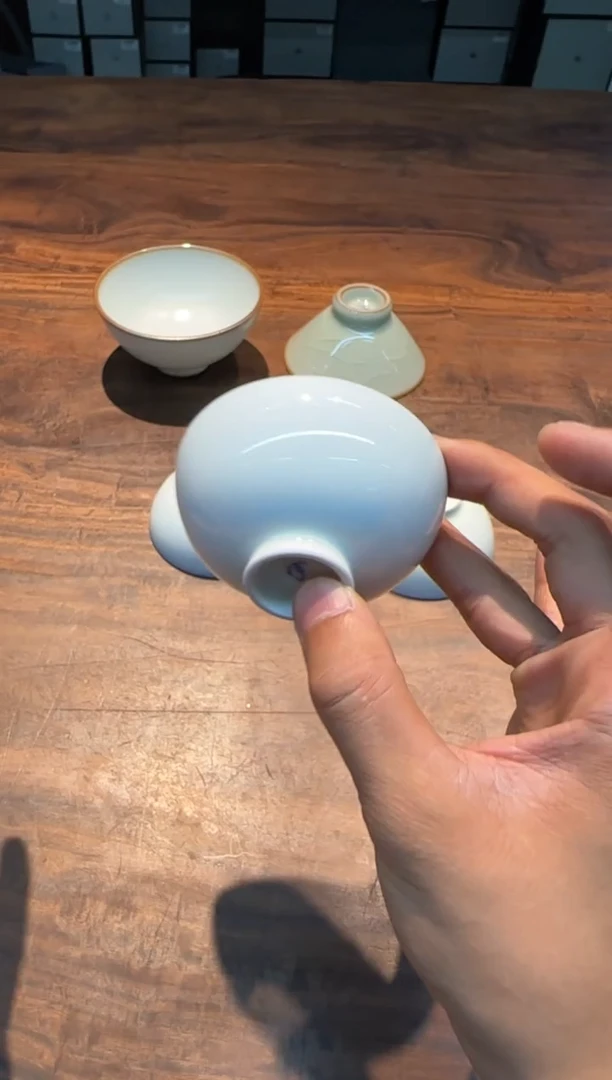 刘钦莹 青釉 罗汉杯