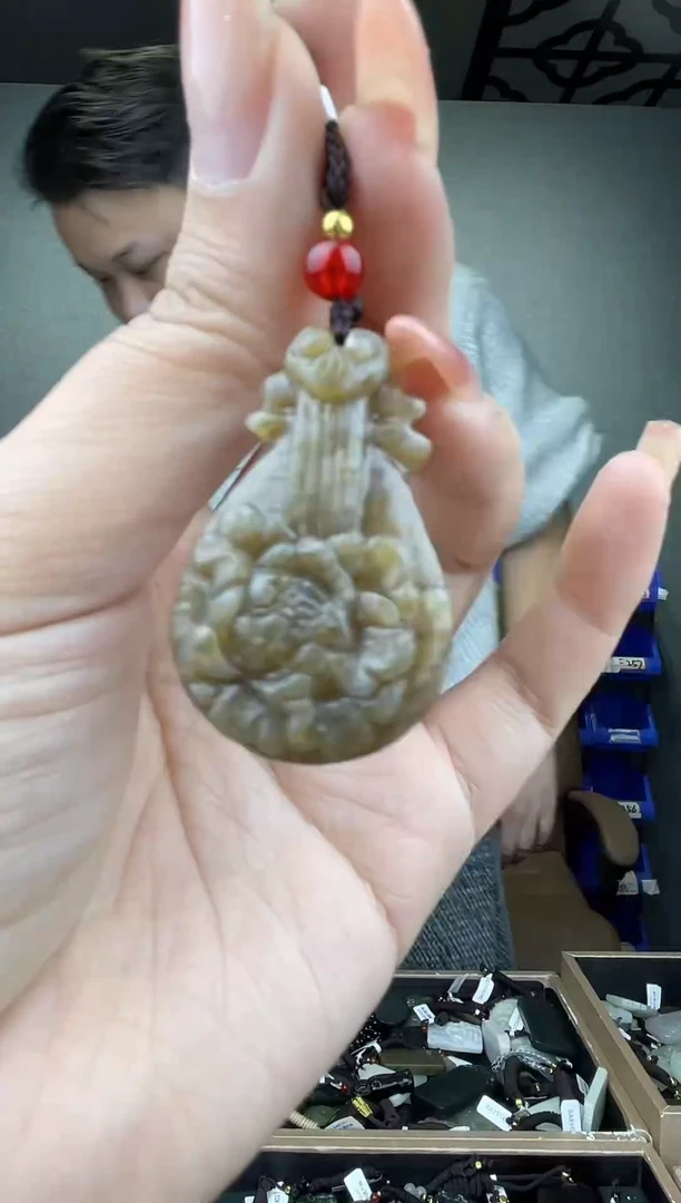 未镶嵌和田玉挂件1